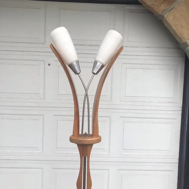 MCM TULIP Floor Lamp - figural wood, brass, and glass in Indoor Lighting & Fans in Ottawa - Image 5