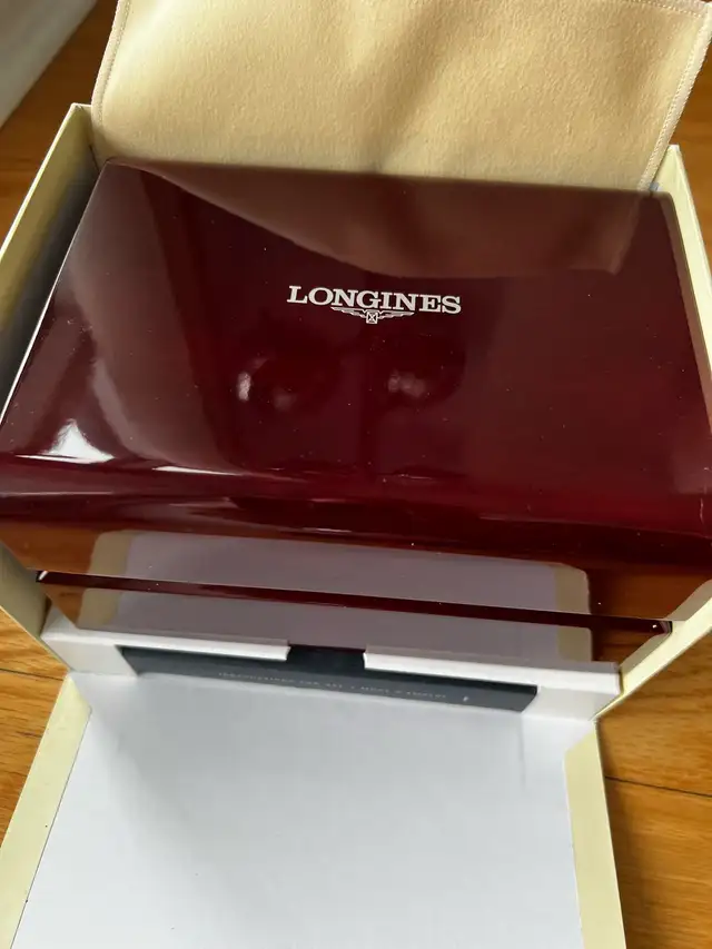 Longines Conquest Classic S&G Automatic - Ladies Watch in Jewellery & Watches in City of Toronto - Image 8