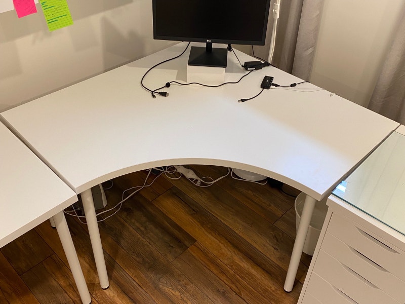 IKEA Linnmon corner desk table in white Desks Ottawa Kijiji