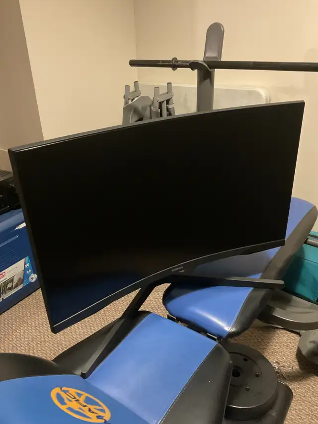 Samsung Curved Gaming Monitor 27" Model C27G55TQWN63738376990083120
