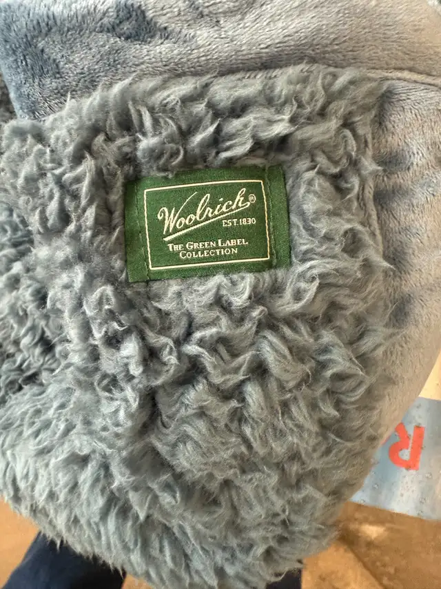 Woolrich Burlington Berber Blanket in Bedding in Ottawa - Image 5