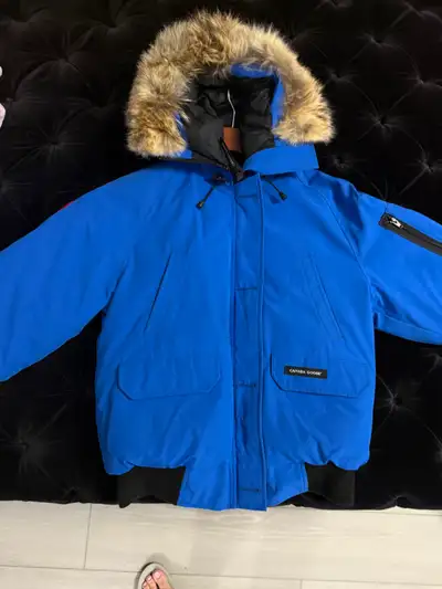 Canada Goose Chilliwack Bomber PBI $690 OBO Excellent Condition/Like New
