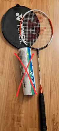 Raquette de badminton