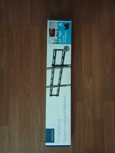 This new Insignia TV Wall Mount fits TVs from 47-90 inches, offering a tilting feature for optimal v...