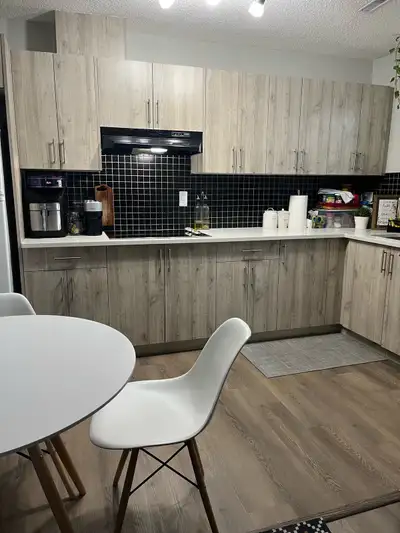 Looking for femalepinay.$550 All utilities included. 2 people in the house (mom & son). Near Hongkon...