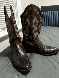 Camen Cowboy Boots