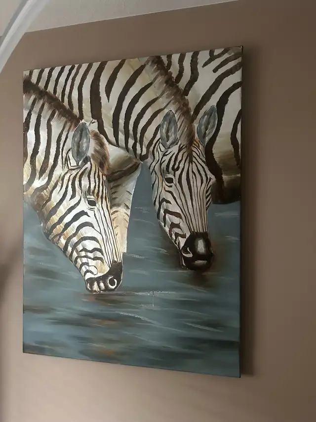 Canvas picture (zebra) in Home Décor & Accents in Strathcona County - Image 2