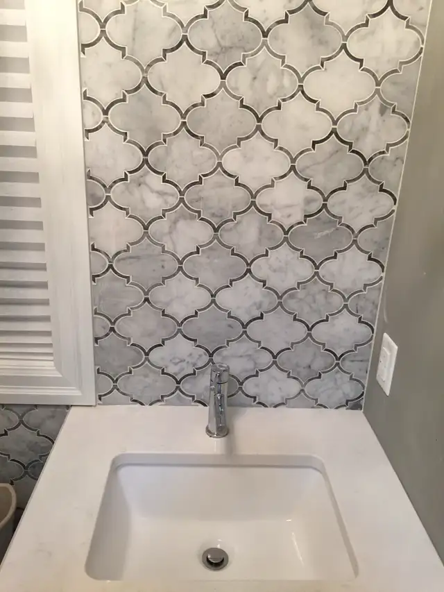 Tile installation 452026023722373129