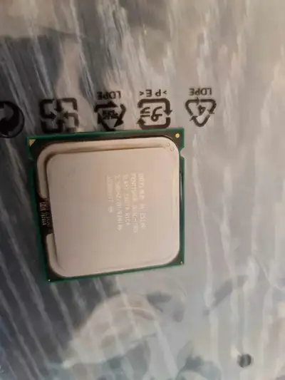 Intel Core Duo Dual core CPU E5200, View more