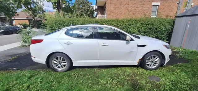 Kia Optima 2012589185649434972163