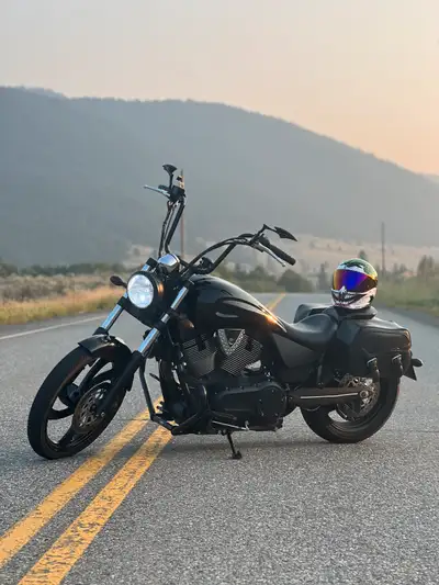 2007 victory Vegas 8 ball great bike needs nothing ready to turn key and go