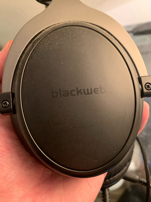 Blackweb Headset for Sale in Speakers, Headsets & Mics in City of Halifax