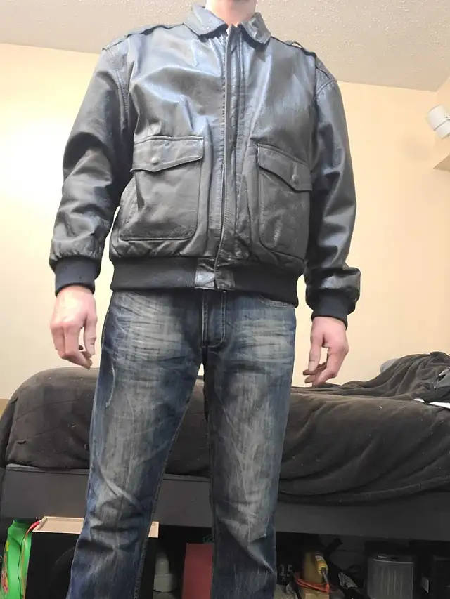 Men's Leather Jacket Size large. in Men's in Calgary - Image 8