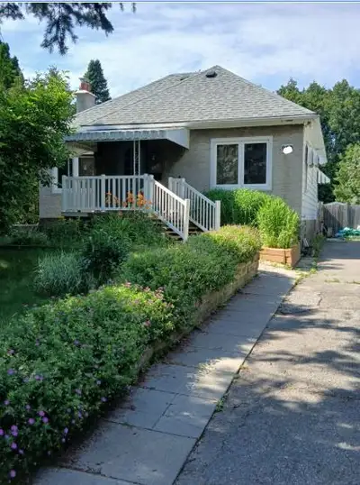 Affordable Private Room for Rent in Oshawa – Available Now! Looking for a clean, secure, and comfort...