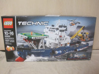 New , unopened Lego Technic set 42064 Ocean Explorer (Retired)