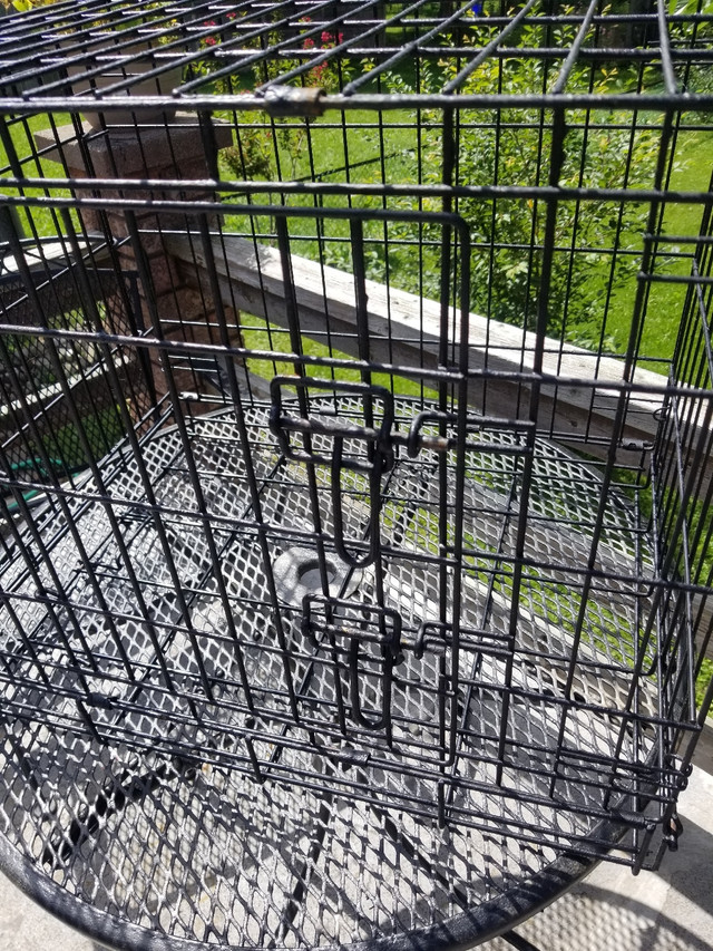 METAL DOG CAGE COLLAPSABLE in Accessories in La Ronge - Image 4