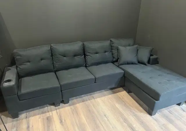 Black 4-Seater Sectional Sofa Must Go