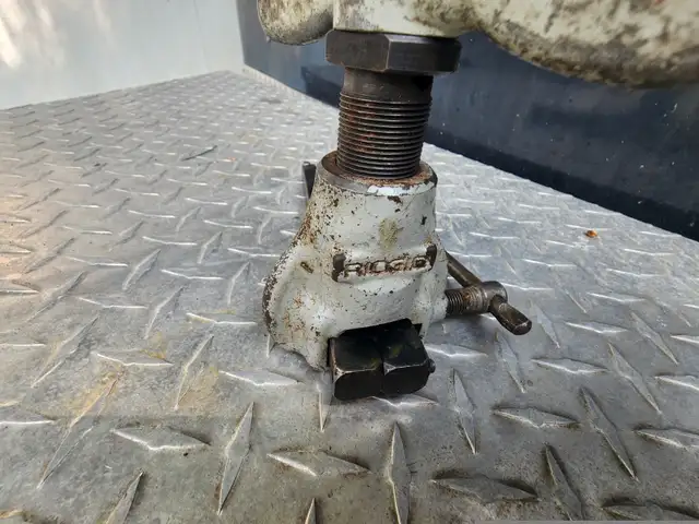 Ridgid Plumber Automotive Mechanic Flairing Tool in Hand Tools in Windsor Region - Image 3