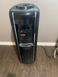 Water cooler and heater stand