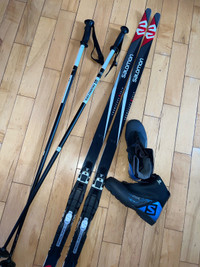 Ladies Solomon cross country skis/boots/poles