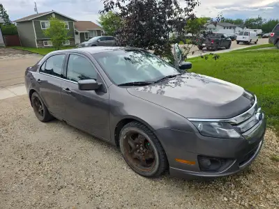 2011 Ford Fusion SE – 207,880 km – $3,000 OBO Wembley, Alberta Selling our 2011 Ford Fusion SE with...