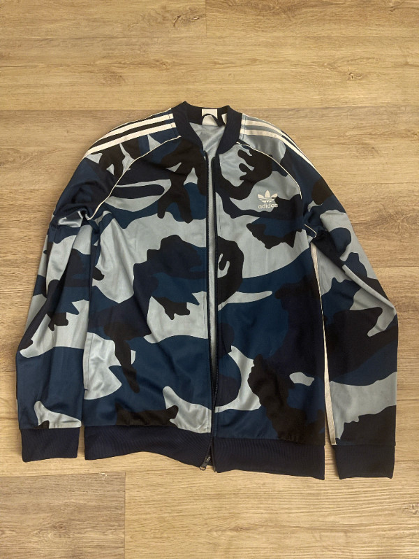 Adidas Camo Tracksuit Jacket in Men's in City of Montréal