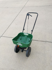 For Sale - Lawn Spreader
