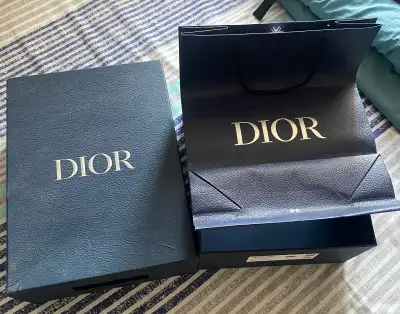 Dior b30, View more