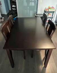 Dining table set (4 chairs) 