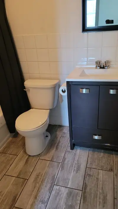 Charmant et spacieux 5 1/2 à La Pairie, immeuble proche des services, écoles, parcs. Rénové récemmen...