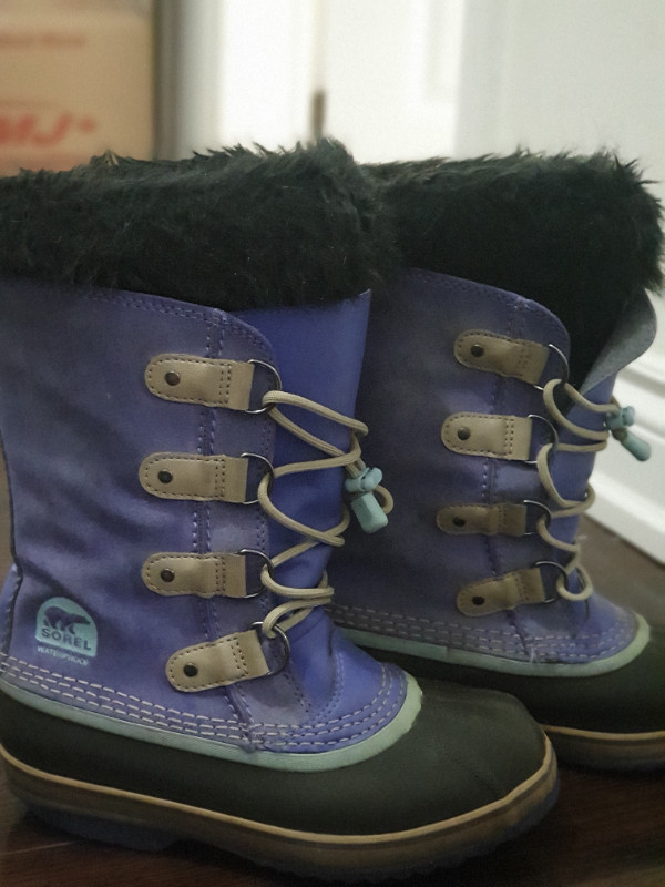 Sorel boot in Women's - Shoes in City of Toronto - Image 2