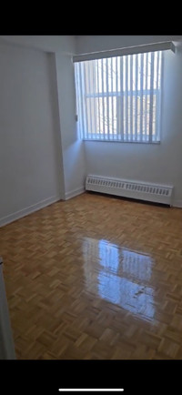 Room for rent in sharing 