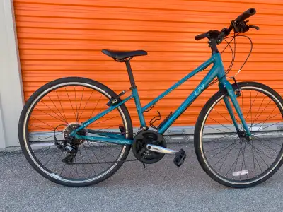 Giant Liv Alight commuter bike, View more