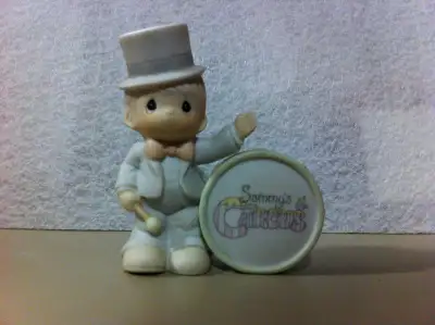 Precious Moments - Vintage 1993 "Collin" Figurine, View more