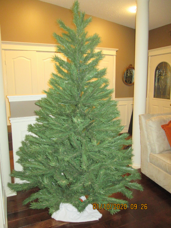 CHRISTMAS TREE - 7 FT. TALL in Holiday, Event & Seasonal in St. Catharines