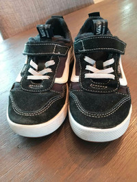 Chaussures vans pour enfant grandeur 1.5