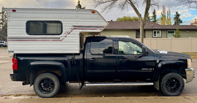 2009 Chevrolet Silverado 2500HD 4x4 with Kenkraft Camperette in Cars & Trucks in Edmonton