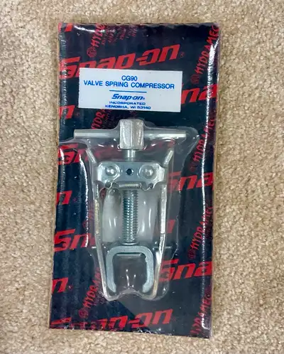 SNAP ON VALVE SPRING COMPRESSOR CG90 . Purchased New and never used it. Still sealed in original pac...