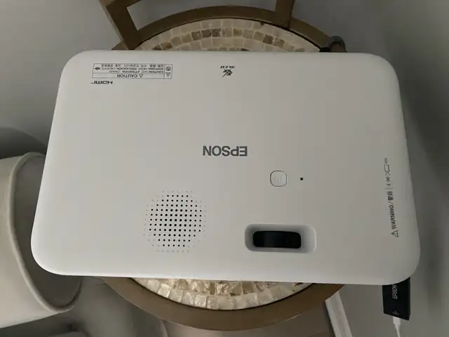 Epson projector in General Electronics in Markham / York Region - Image 2