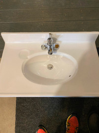 Vanity Top and  Sink/ Faucet
