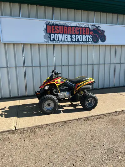 This unit is in good shape, runs great. Excellent size for younger enthusiasts that are not quite re...