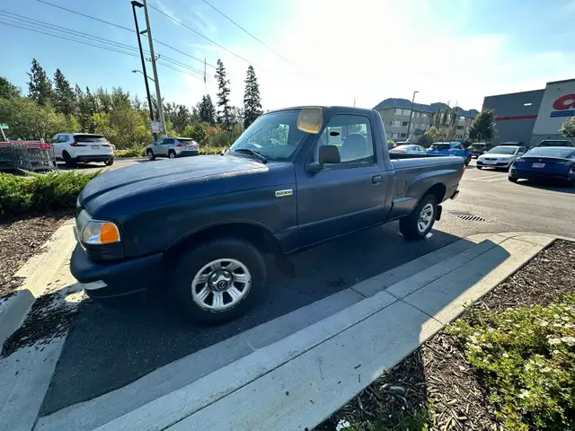 2002 Mazda b2300