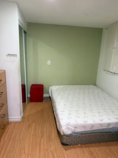 Room available for rent girls only. All inclusive single room $650 Sharing Room $500. Bus stop in fr...