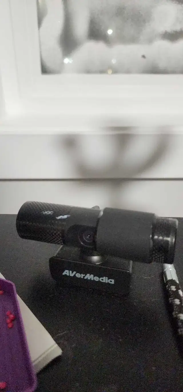 A good gaming pc  32 gb ram  2 tb  price is, the whole set in Desktop Computers in Edmonton - Image 4