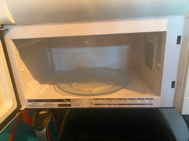 Working Kenmore microwave $20 in Microwaves & Cookers in Leamington - Image 3