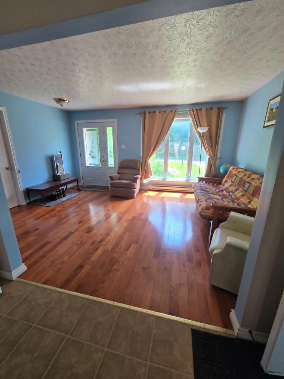 Chambre à louer -étudiant UdeS, Bishop's /Room for rent 4 months — photo 2