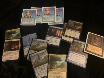 Selling some useful odds and ends for your Pauper/Commander/Modern decks and beyond! All cards LP un...