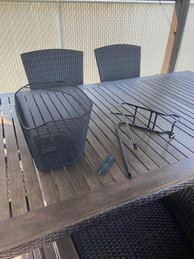 Panier pour vélo dans De route  à Longueuil/Rive Sud
