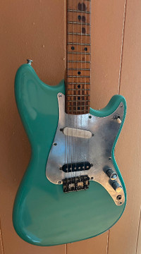 1957 Fender Duo Sonic electric guitar