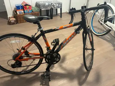 louis garneau road bike in Bikes in Canada | Kijiji Marketplaces